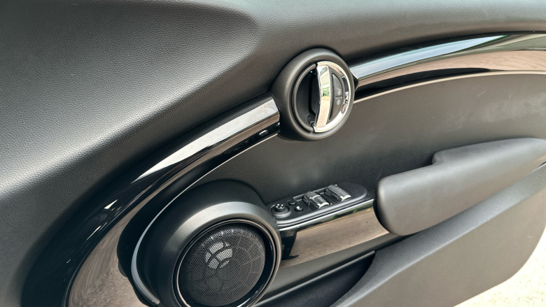 MINI Convertible 2.0 Cooper S Classic 2dr Auto Petrol Convertible